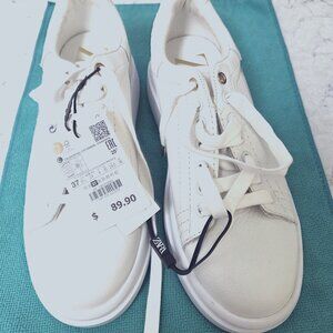 WOMENS WT ZARA SNEAKERS SIZE 6.5